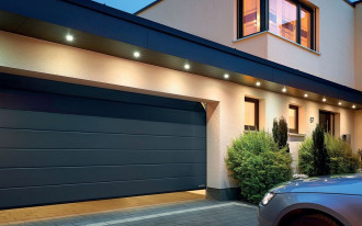 Dwie pojedyncze bramy garażowe czy jedna podwójna?