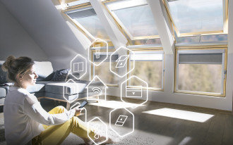 Dom inteligentny w zasięgu ręki - FAKRO smartHome