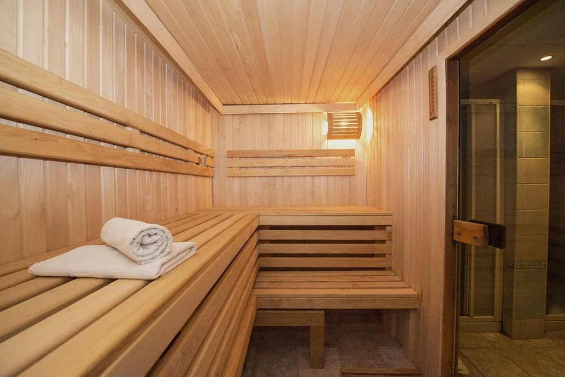 Co nam daje korzystanie z sauny?