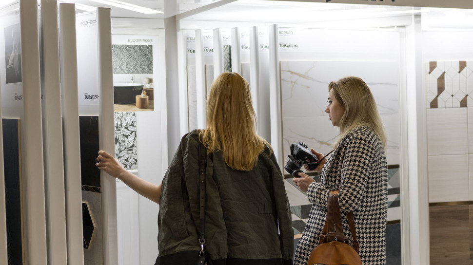 Międzynarodowe Targi Płytek Ceramicznych i Wyposażenia Łazienek Cersaie 2022 - stoisko Grupy Tubądzin