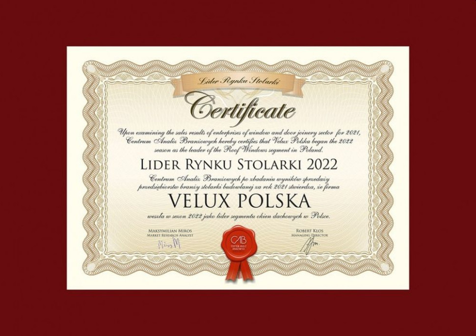 Firma VELUX Liderem Rynku Stolarki 2022 w kategorii okna dachowe
