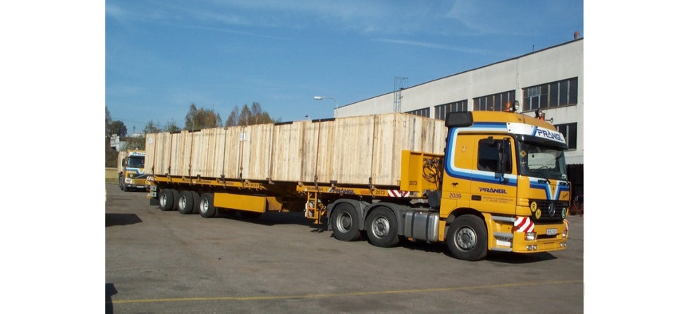 Opakowania transportowe zapewniają bezpieczny transport dużych wyrobów. 