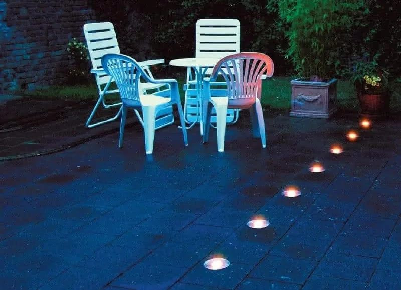 Oprawy wpuszczane podłogowe nie zajmują miejsca