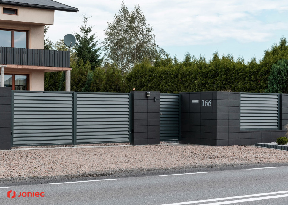 Ogrodzenie ROMA Horizon - grafit (fot. Joniec)