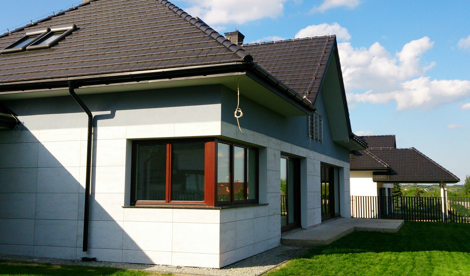 Beton architektoniczny na elewacji