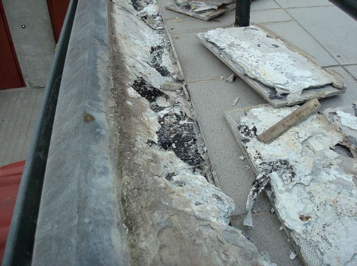 Skorodowane obróbki tarasów ze stalowej blachy ocynkowanej