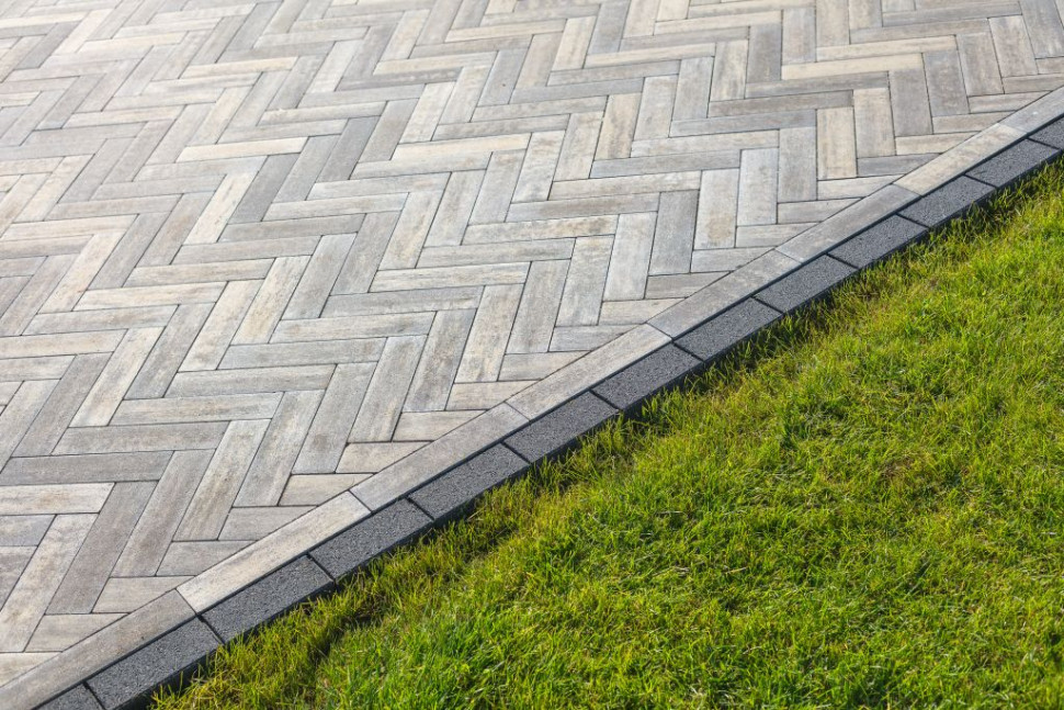 Nawierzchnia Polbruk Metrik w jodełkę