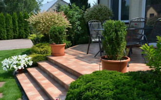 Taras i balkon z gresu - remont z winy wykonawcy