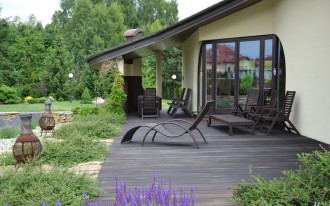 Taras z drewna egzotycznego