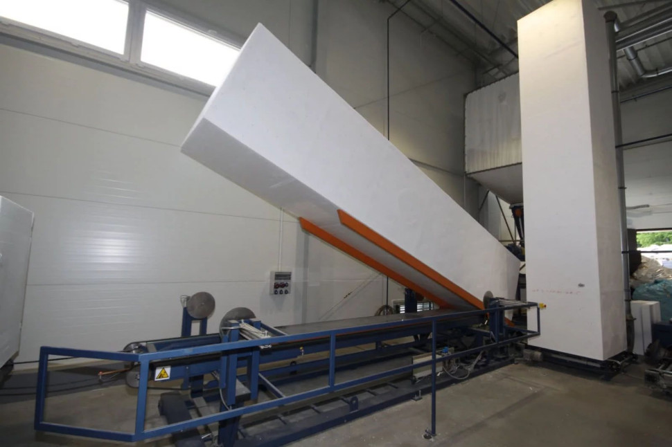 Produkcja płyt styropianowych w fabryce firmy ARBET w Jaśle. fot. ARBET