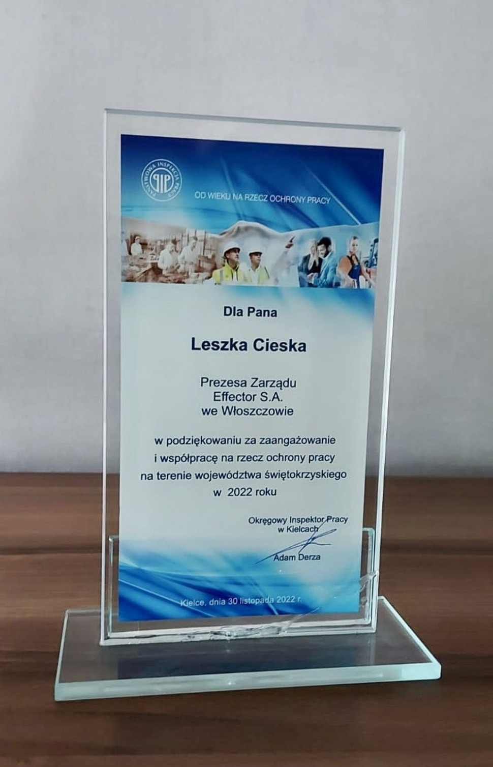 Statuetka dla Prezesa Zarządu firmy EFFECTOR