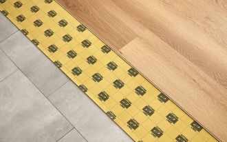 Jak położyć panele winylowe na płytki?