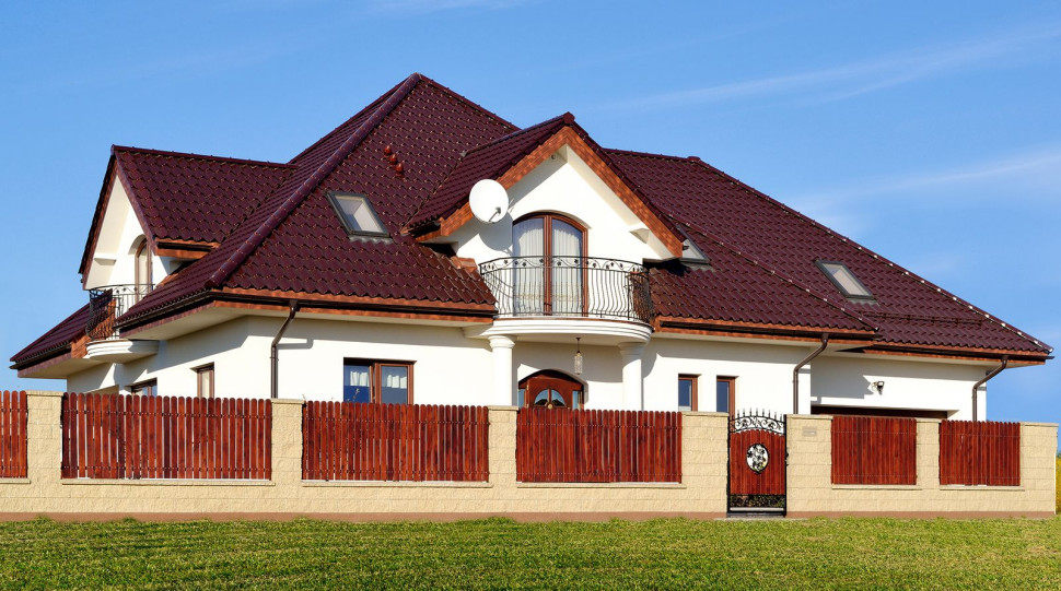 Dachówka ceramiczna SINFONIE FINESSE winna czerwień glazurowana