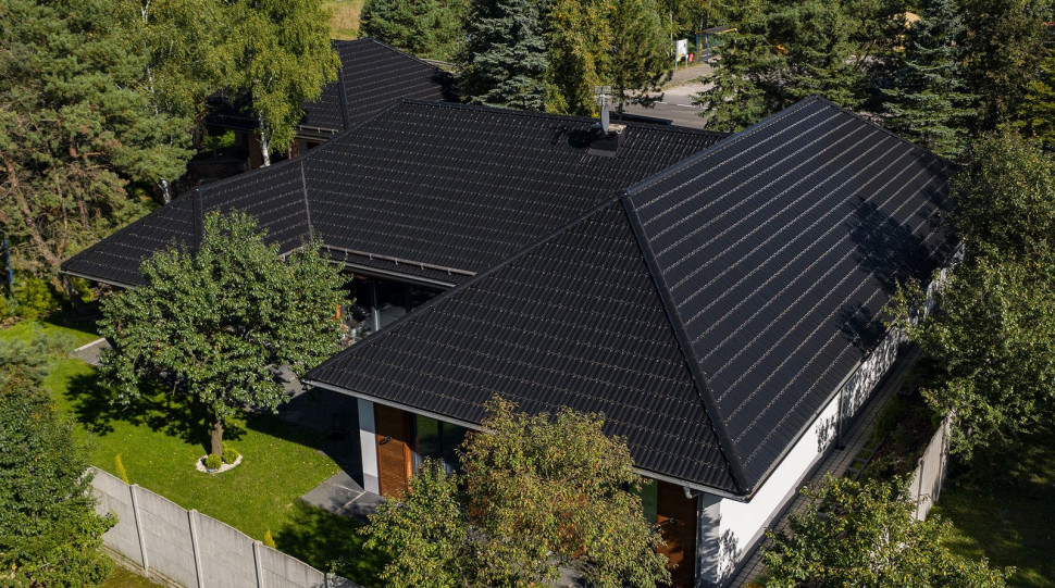 Dachówka ceramiczna RATIO - FINESSE czarna glazurowana