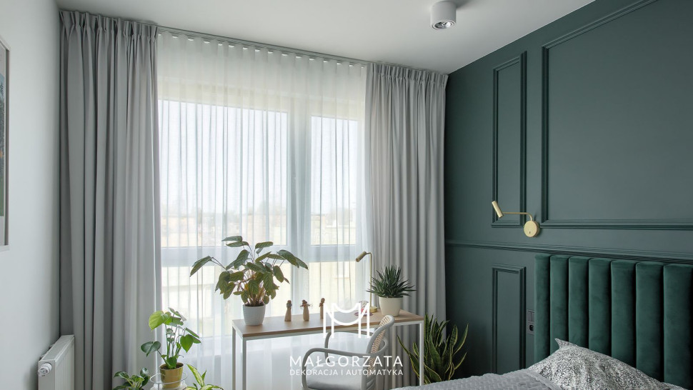 Zasłony na fleksach o firanki wave w sypialni w stylu retro