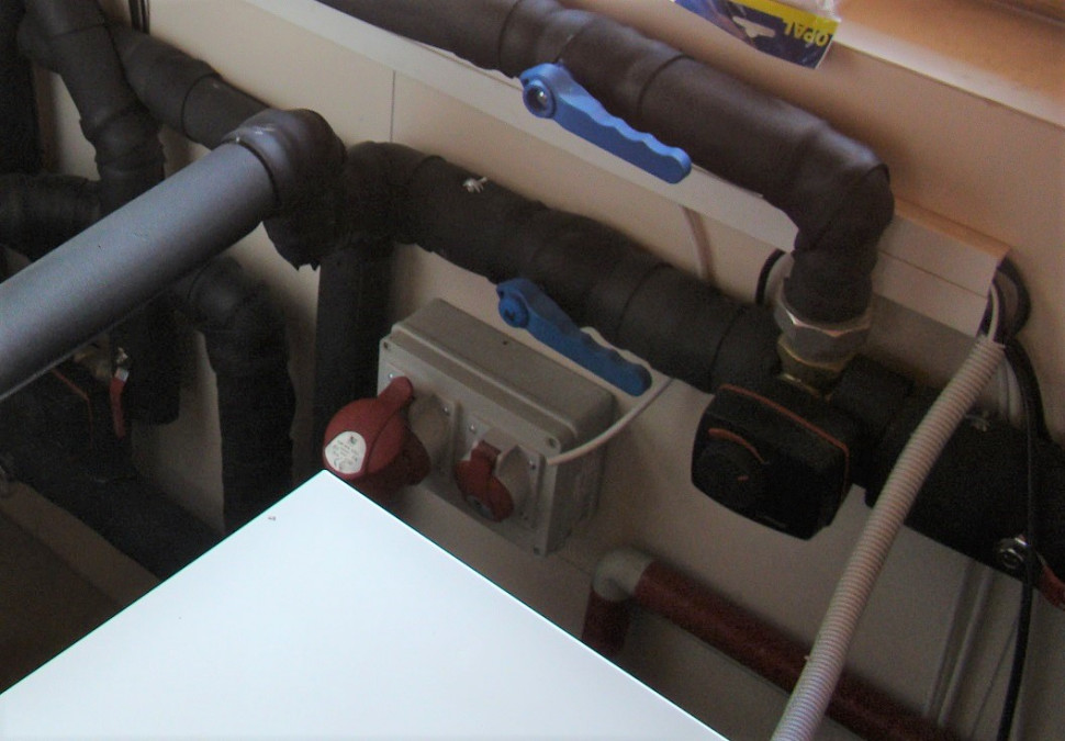 Siłownik zamontowany na zaworze obrotowym. fot. ESBE