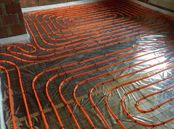 Wodne ogrzewanie podłogowe