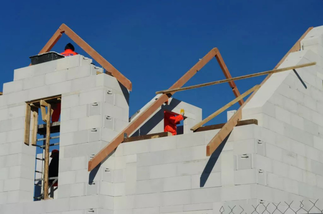 Ile trwa budowa domu z betonu komórkowego?