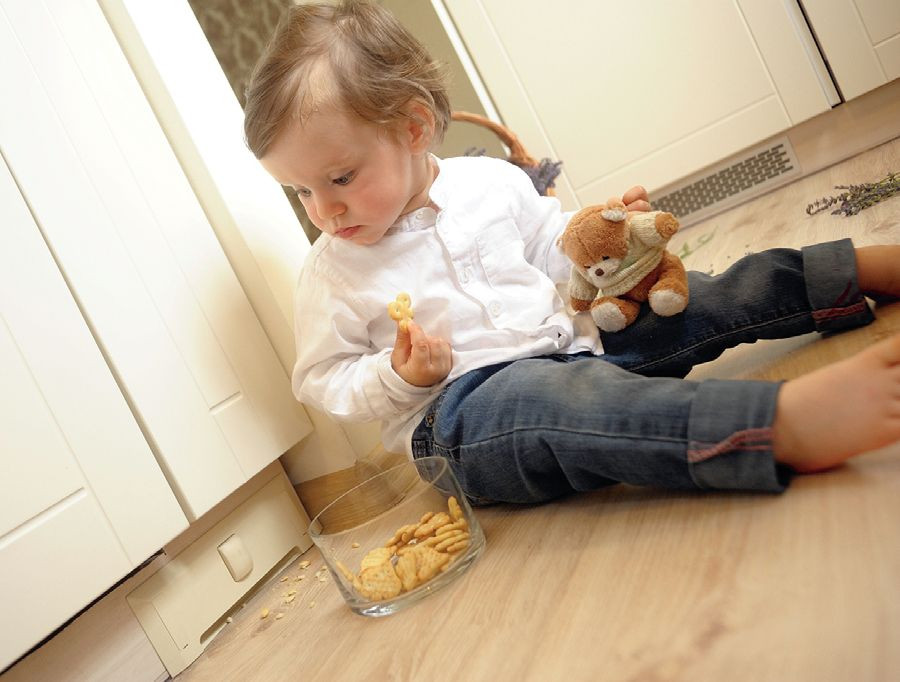 Automatyczna szufelka zamontowana w kuchni