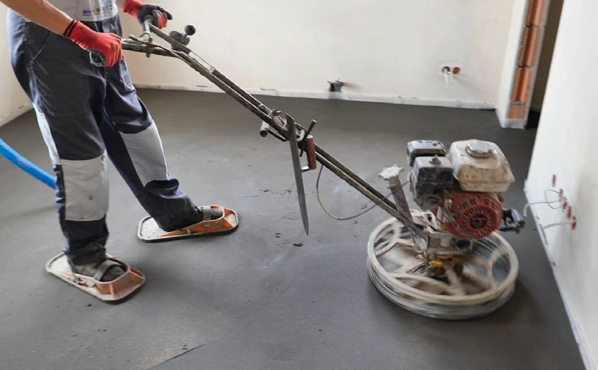 Wykonanie wylewki cementowej