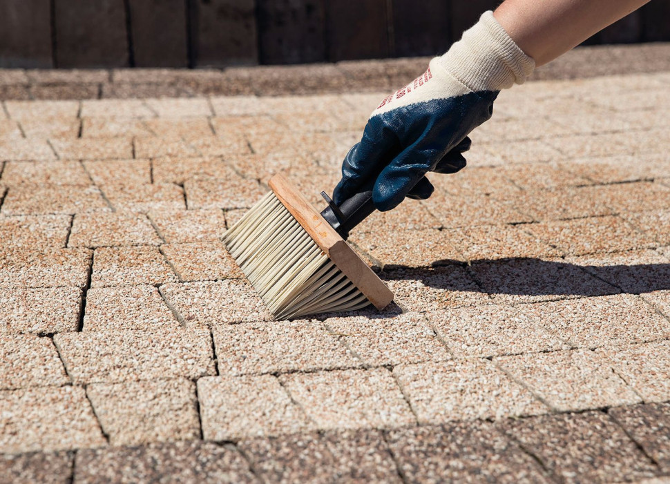 Impregnacja kostki brukowej wodnym preparatem do podłoży mineralnych