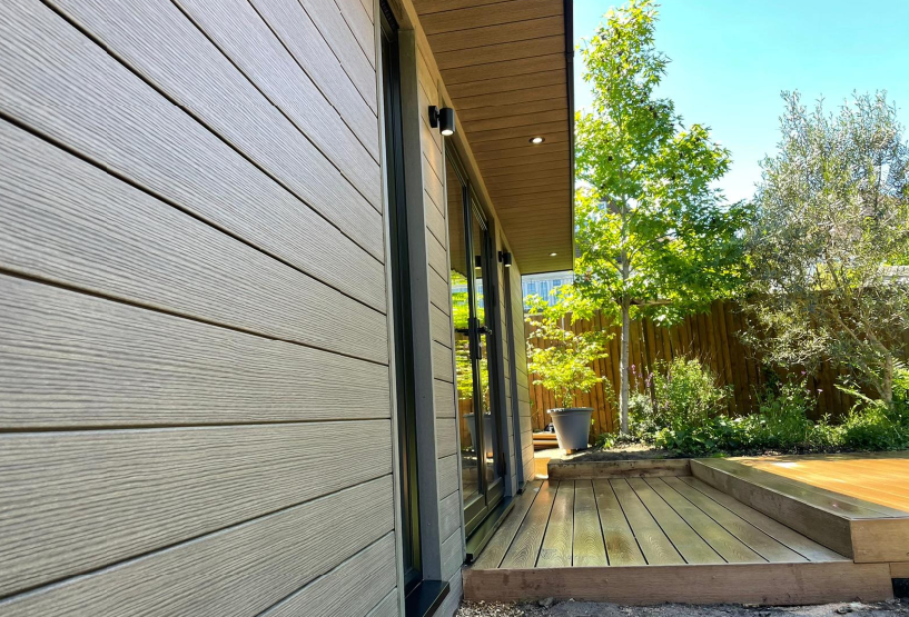 Trwałość desek elewacyjnych WoodPlastic® potwierdzona jest aż 25-letnią gwarancją.