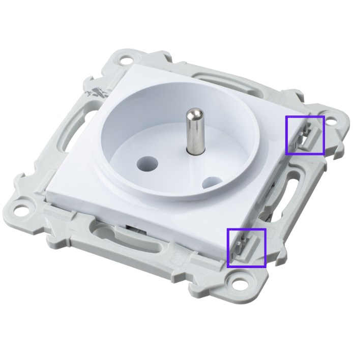 Nowa konstrukcja osprzętu: multi-zaczep i pokrywa na klik