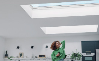 Okno DEF firmy FAKRO - do budynków z płaskim dachem