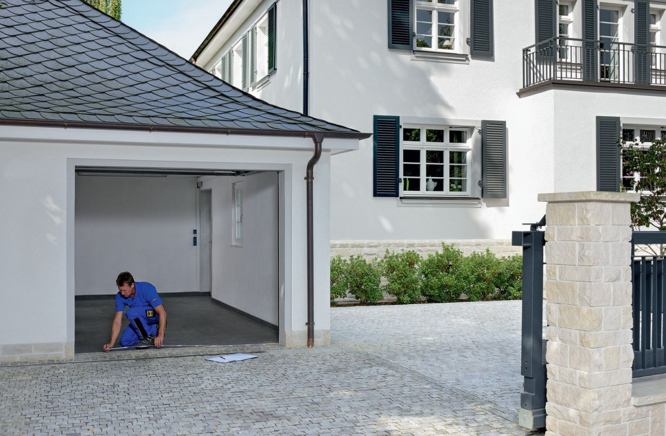 Przygotowanie otworu wjazdowego do osadzenia bramy garażowej segmentowej