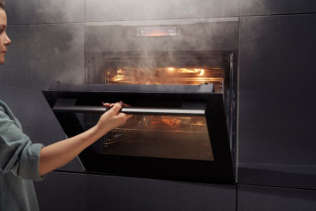 Piekarnik parowy Electrolux z funkcją Steamify®