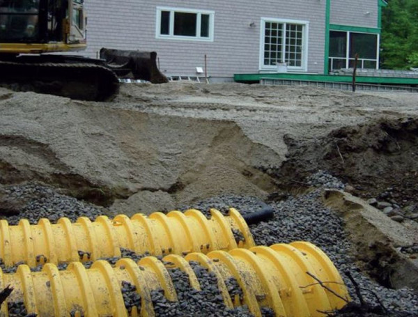 Komora rozsączająca obsypana tłuczniem