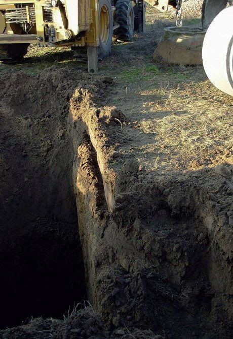 Wykop pod studnię chłonną z kręgów betonowych