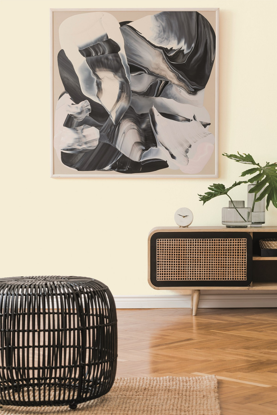 Kolory o neutralnym charakterze tworzą atmosferę spokoju i równowagi wewnątrz pomieszczenia