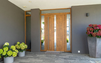 Bezpieczne i ciche drzwi zewnętrzne - jakie rozwiązanie wybrać?