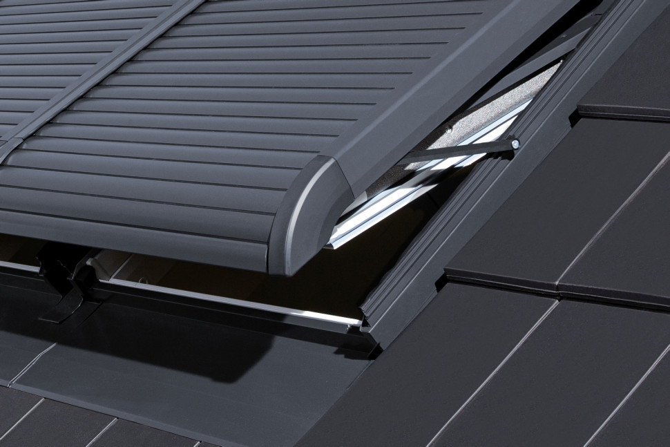 Ogranicznik otwarcia rolety zabezpiecza ją przed przypadkowym uszkodzeniem