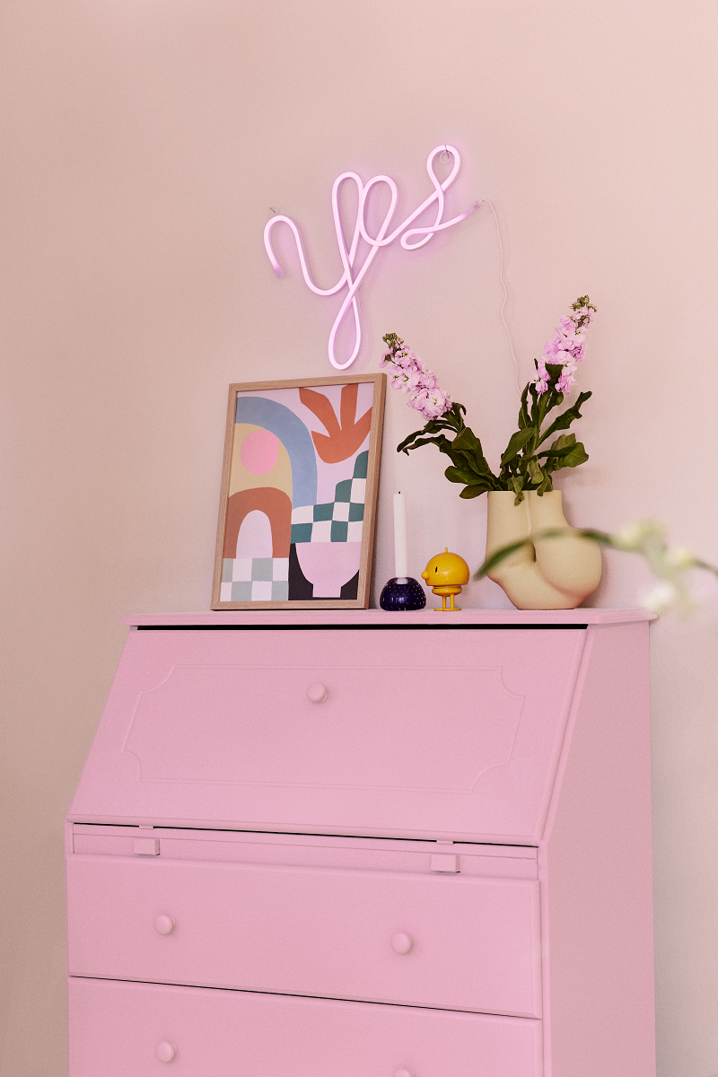 Sekretarzyk pomalowany emalią Beckers Designer Universal - kolor Candy Pink