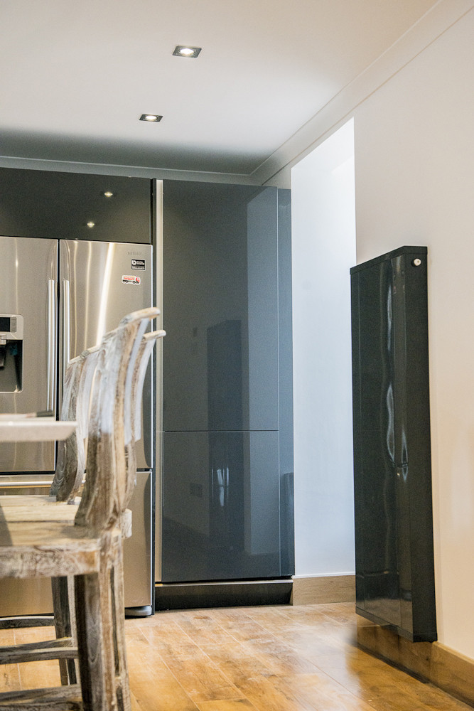 Kolorowy grzejnik pionowy REGULUS®-system