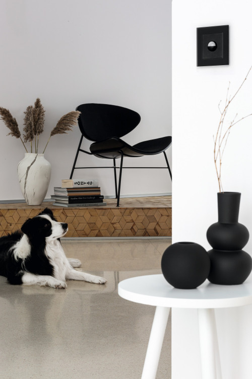 Oprawy z czujnikiem ruchu