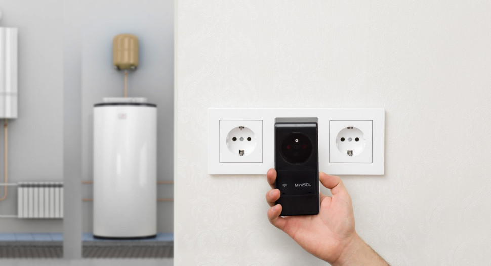 Sterownik oraz aplikacja mobilna MiniSOL