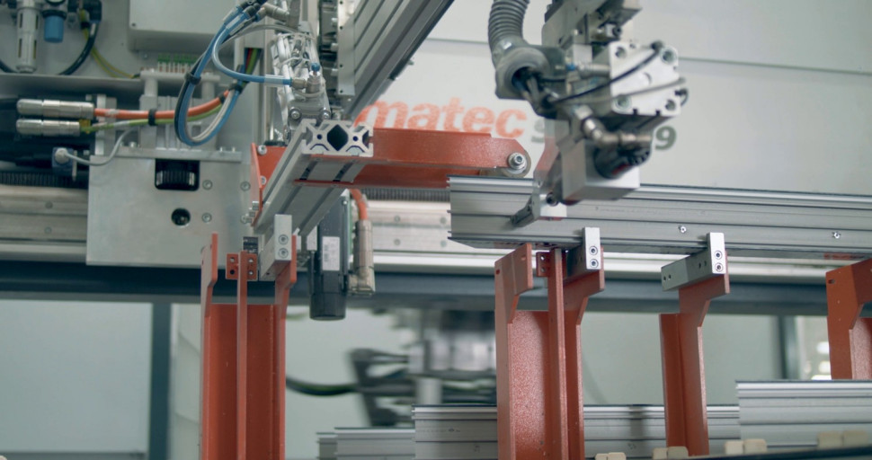 Produkcja w fabryce marki KRISPOL