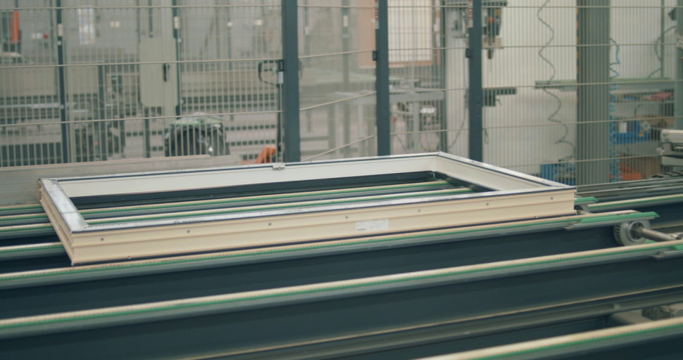 Produkcja w fabryce marki KRISPOL