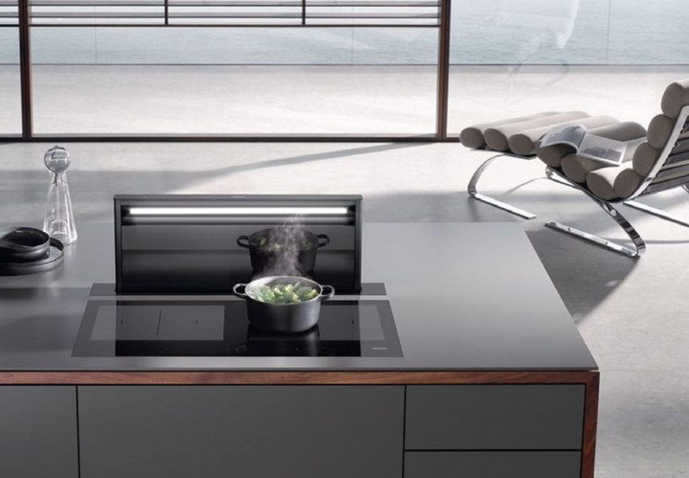 Okap wysuwany w wyspie kuchennej