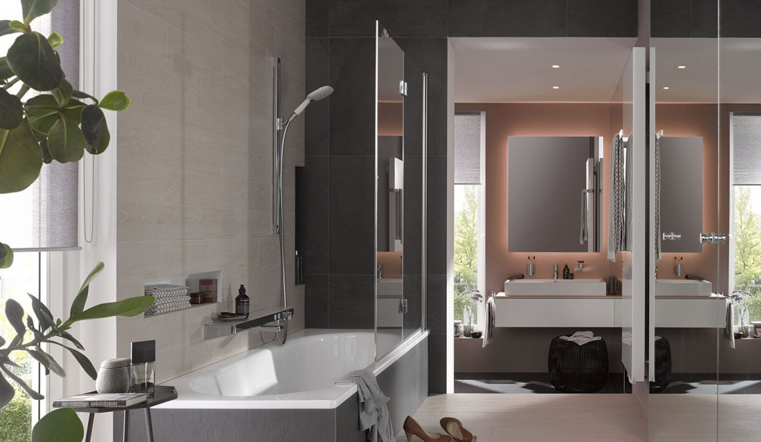 Wyjątkowe kabiny prysznicowe na wannę marki Kermi - połączenie funkcjonalności i stylu