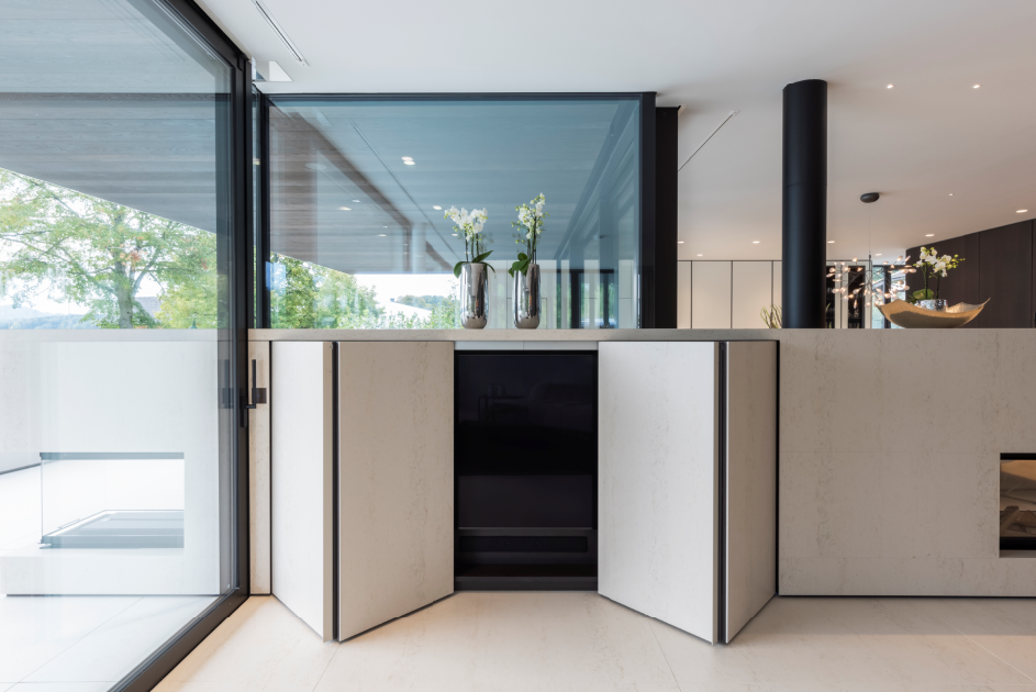 Ta wszechstronna powierzchnia jest odporna na mróz, plamy i promieniowanie UV.