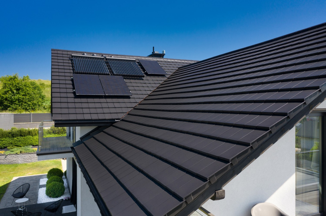 Dachówka ceramiczna SIMPLA - idealna na nowoczesny dach