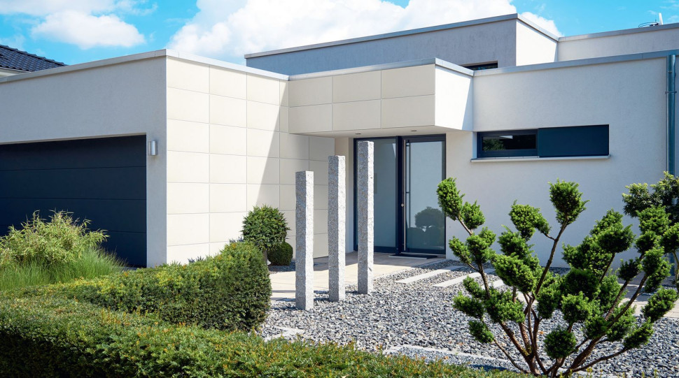 Nowoczesny dom z białą elewacją