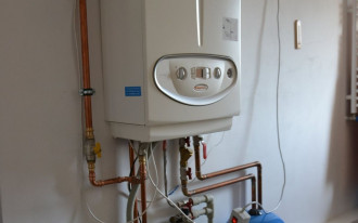 Kłopotliwy włoski opis na wyświetlaczu kotła gazowego