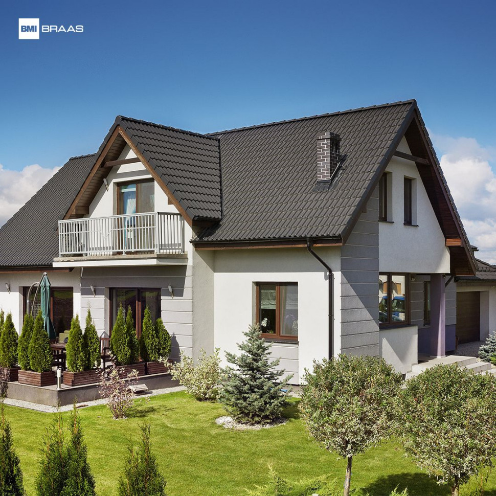 Dachówka betonowa Bałtycka, marka Braas, kolor grafitowy