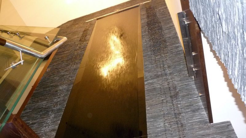 Ściana wodna - dekoracja holu i klatki schodowej