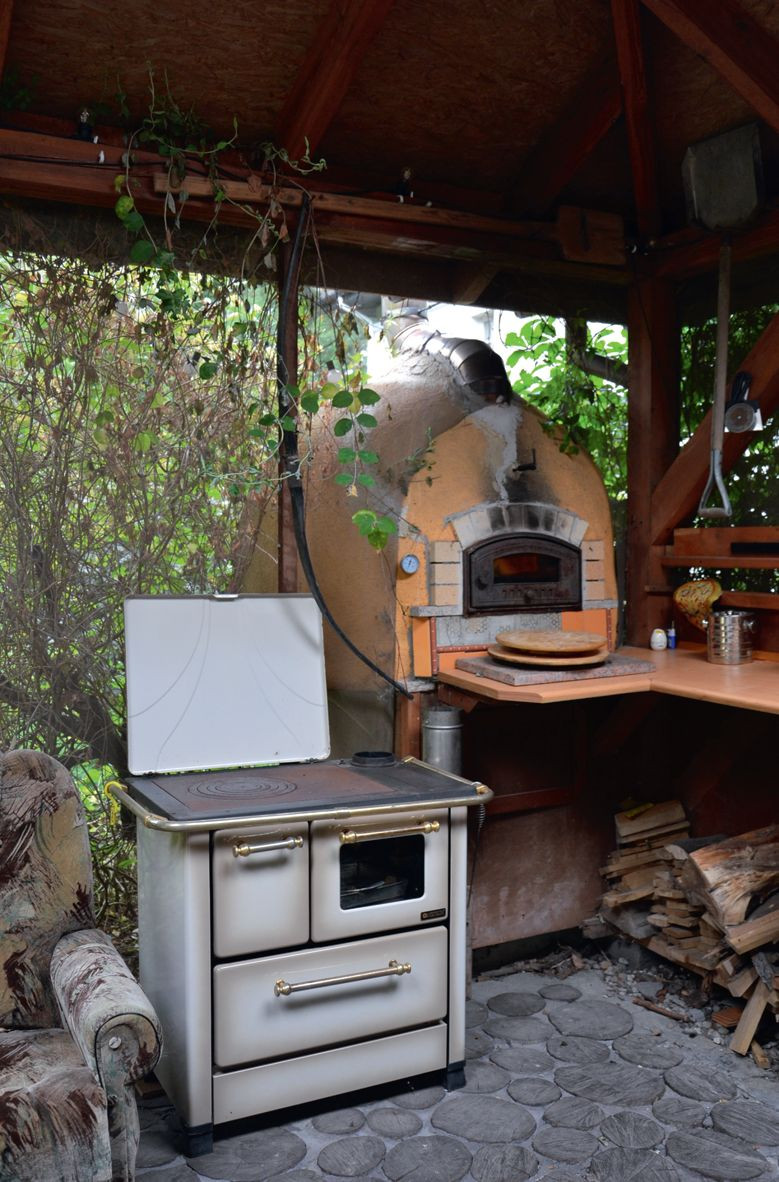 Piec do pizzy i pieczenia chleba